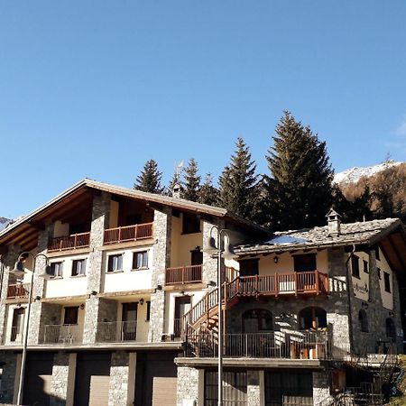Residence Les Myosotis Champoluc Exteriér fotografie