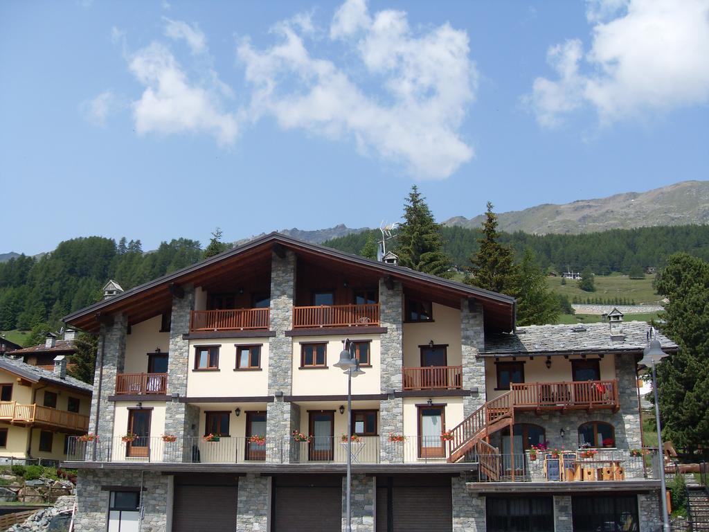 Residence Les Myosotis Champoluc Exteriér fotografie